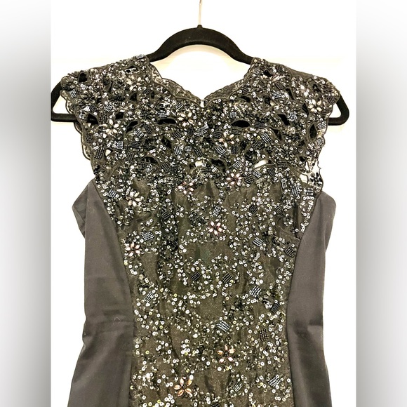 Stunning French Connection dress with sequin and beading details - size 0 - Picture 5 of 5